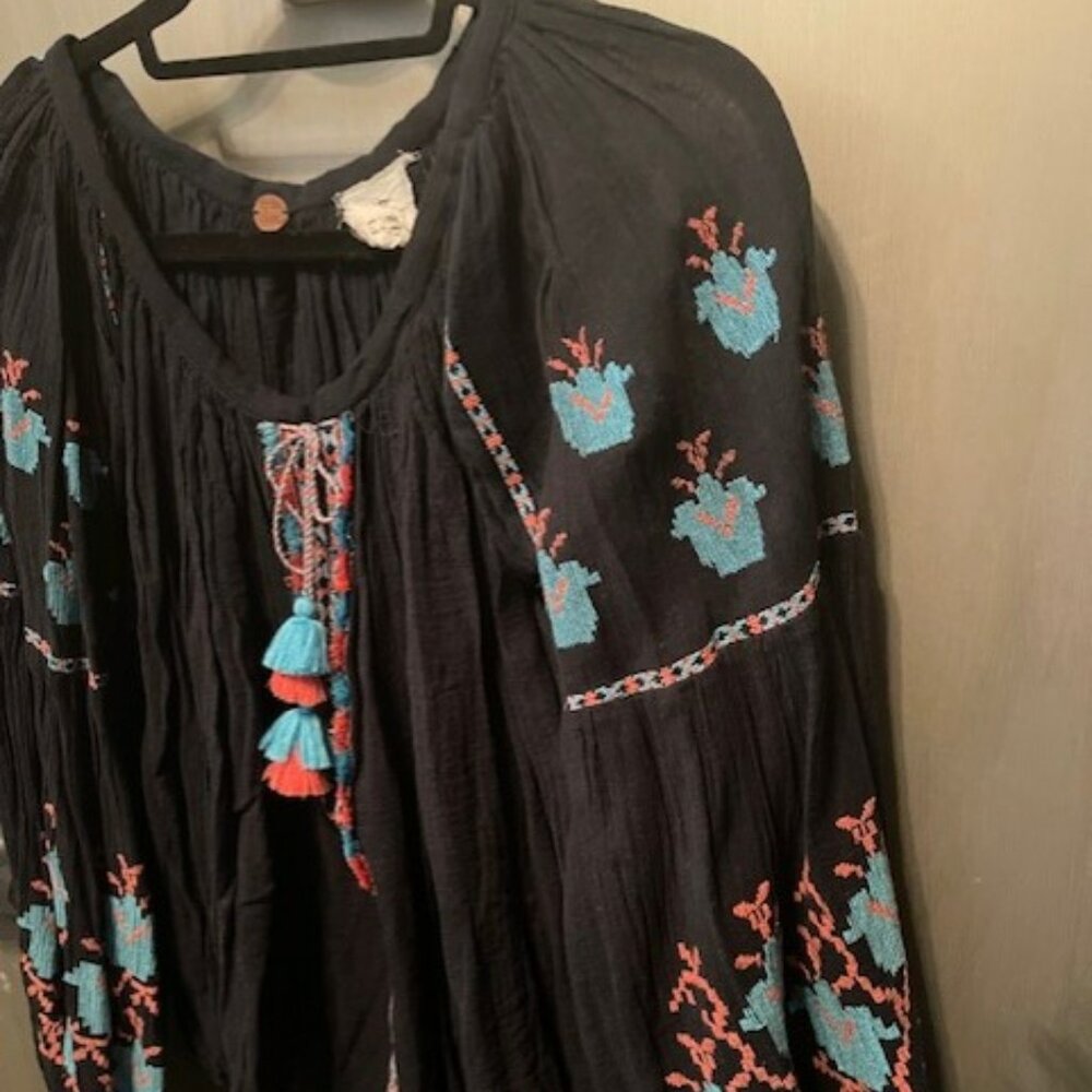 Free People Marishka Peasant Blouse in black - Picture 12 of 16
